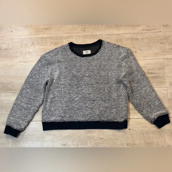 Marine Layer Women’s Textured Birdseye Crewneck Sweater Size Medium - Picture 3 of 8